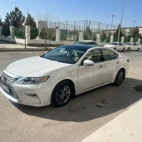 Lexus ES 350 2016