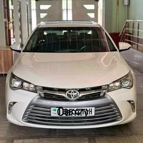 Toyota Camry 2016