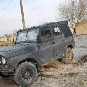 UAZ 469 1990