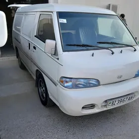 Toyota Hiace 1998