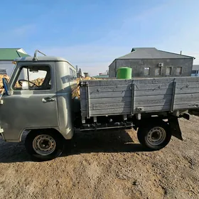 UAZ 452 1998