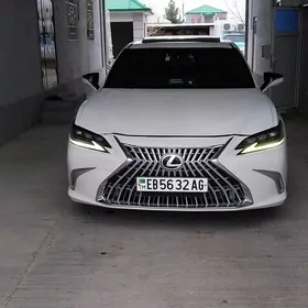 Lexus ES 350 2023