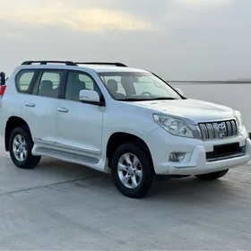 Toyota Land Cruiser Prado 2013