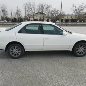 Toyota Camry 2000