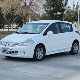 Nissan Versa 2008