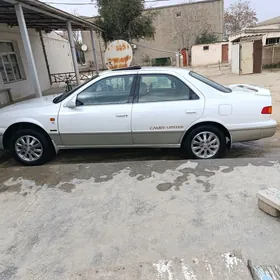 Toyota Camry 2000