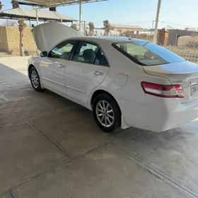 Toyota Camry 2011