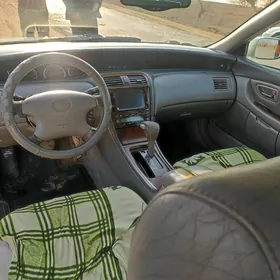 Toyota Avalon 2000