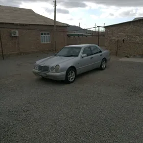 Mercedes-Benz 230E 1996