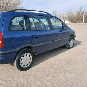 Opel Zafira 2002