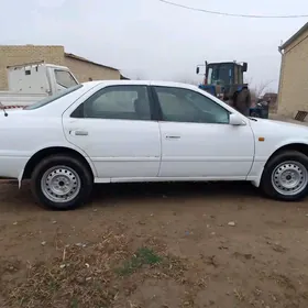 Toyota Camry 1999