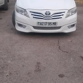 Toyota Camry 2010