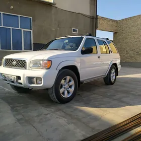 Nissan Pathfinder 2000