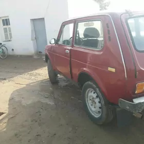 Lada Niva 1985