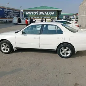 Toyota Camry 1992