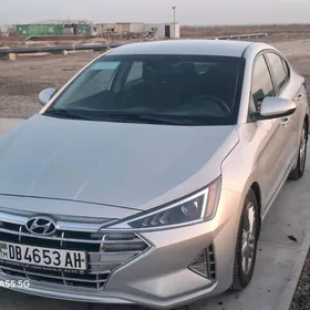 Hyundai Elantra 2019