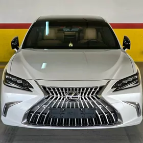 Lexus ES 350 2019