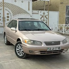 Toyota Camry 1998