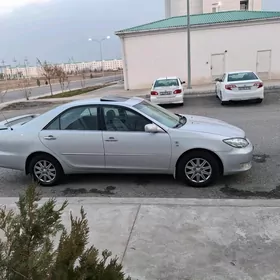 Toyota Camry 2005