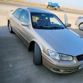 Toyota Camry 2000