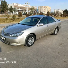 Toyota Camry 2005