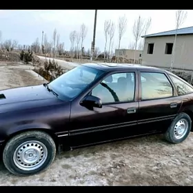 Opel Vectra 1990