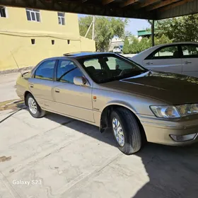 Toyota Camry 2000