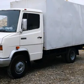 Mercedes-Benz ACTROS 3331 2012