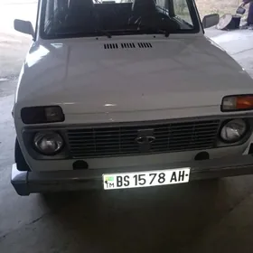 Lada Niva 2010