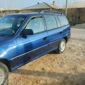 Opel Antara 1992