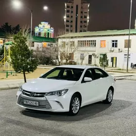 Toyota Camry 2016