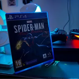 PS4 SPIDER MAN