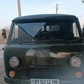 UAZ 469 1988