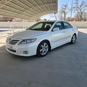 Toyota Camry 2010