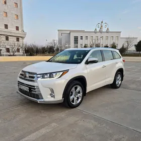 Toyota Highlander 2019