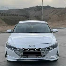 Hyundai Elantra 2021