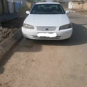 Toyota Camry 1997