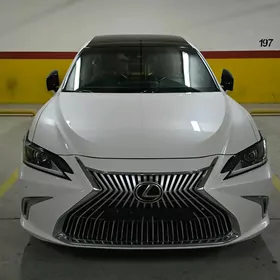 Lexus ES 350 2019