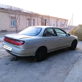 Toyota Carina 1993