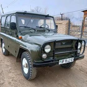 UAZ 469 2001
