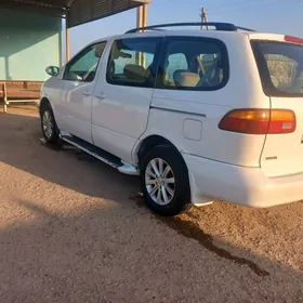 Toyota Sienna 2000