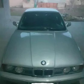 BMW 525 1992