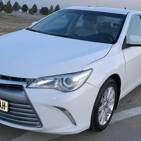 Toyota Camry 2017