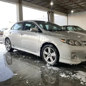 Toyota Corolla 2013