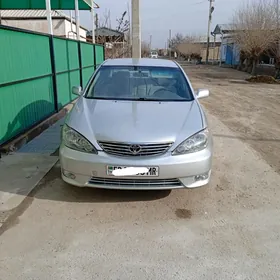 Toyota Camry 2003