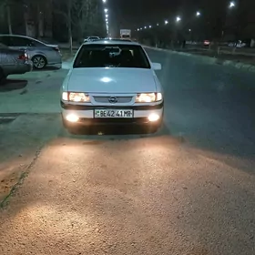 Opel Vectra 1990