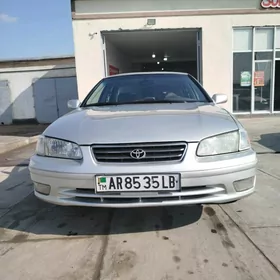 Toyota Camry 2001