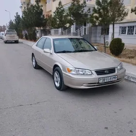 Toyota Camry 2000