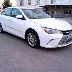 Toyota Camry 2016