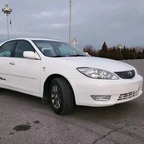 Toyota Camry 2005